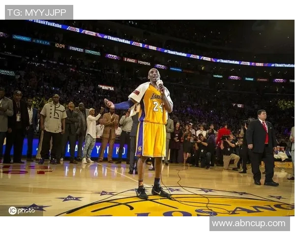 科比·布莱恩特:传奇篮球之路与不朽精神的完美诠释 科比·布莱恩特:传奇篮球之路与不朽精神的完美诠释