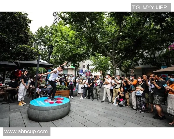 上海街舞队的整体压制现象深度解析与背后原因探讨 上海街舞队的整体压制现象深度解析与背后原因探讨