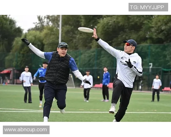 飞盘盛宴:深入解析南京飞盘队的实力与魅力 飞盘盛宴:深入解析南京飞盘队的实力与魅力